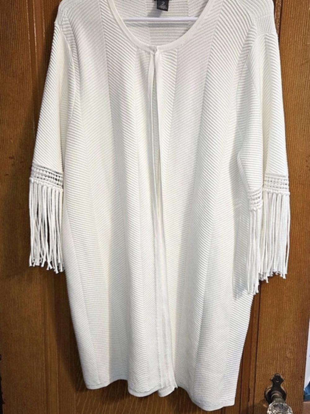 Travelers Collection By Chico's tunic Fringe Sleeve in White Size 2/L